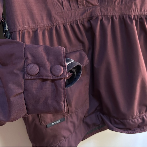 Holden ~ Ruche Insulated  Hooded Snowboard Ski Jacket in Medium - Picture 6 of 16